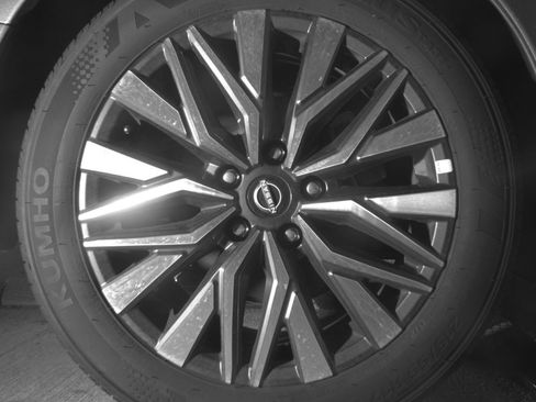 Used 2026 Nissan Altima 2.5 SV FWD image 18