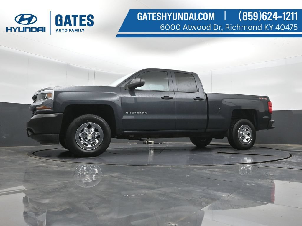 Used 2017 Chevrolet Silverado 1500 W/T AWD/4WD image 37