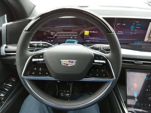 New 2026 Cadillac Escalade ESV Sport w/ Touring Package image 13