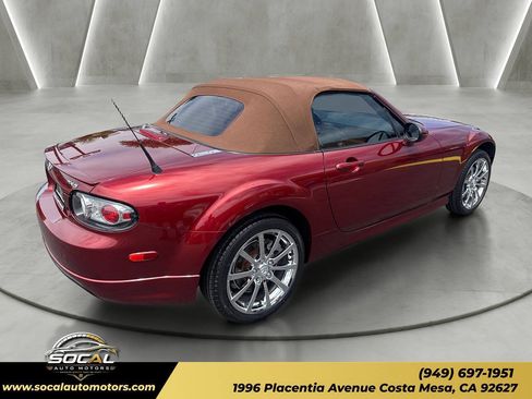 Used 2006 MAZDA MX-5 Miata Grand Touring w/ Appearance Pkg RWD image 14