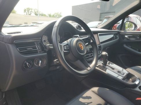 Used 2022 Porsche Macan S image 13