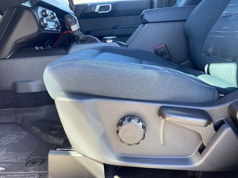 New 2025 Ford Bronco Heritage Edition image 19