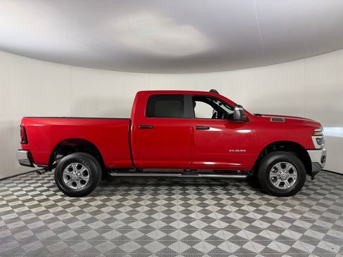 Certified 2026 RAM 2500 Big Horn AWD/4WD image 5