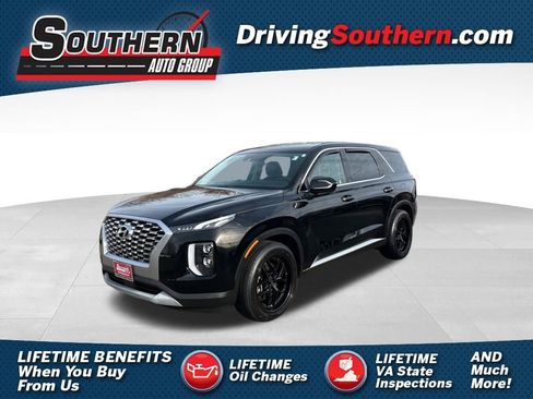 Used 2022 Hyundai Palisade SE image 1