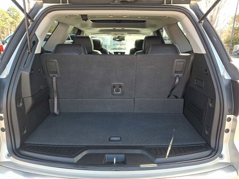 Used 2017 GMC Acadia Limited SLT image 34