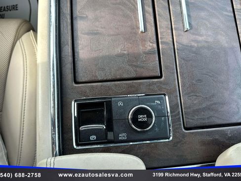 Used 2018 Lincoln Navigator Select image 25