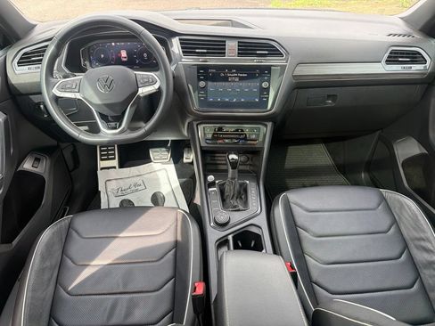 Certified 2023 Volkswagen Tiguan SEL R-Line AWD/4WD image 31