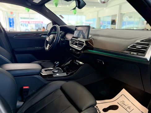 Used 2022 BMW X4 xDrive30i w/ Convenience Package AWD/4WD image 19