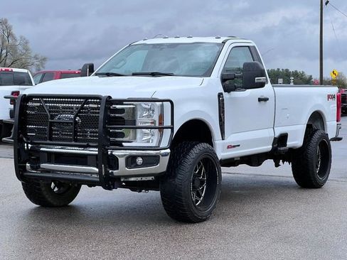 Used 2024 Ford F350 XLT AWD/4WD image 37