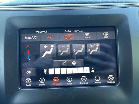 Used 2021 Jeep Cherokee Latitude Plus FWD image 26