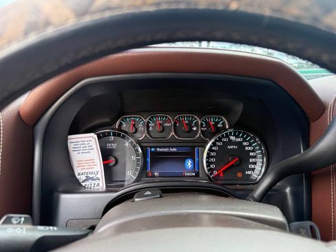 Used 2014 Chevrolet Silverado 1500 High Country w/ High Country Premium Package AWD/4WD image 12