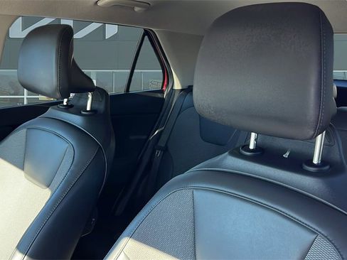 Used 2023 Kia Niro EX image 11