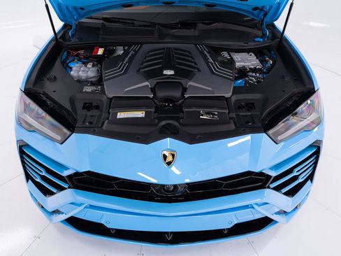 Used 2022 Lamborghini Urus AWD/4WD image 47