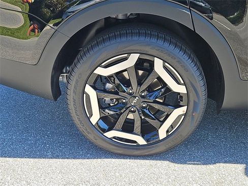 New 2025 Kia Telluride EX w/ EX Captain's Chair Package image 5