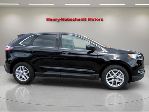 Used 2024 Ford Edge SEL image 9