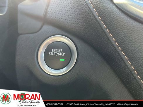 Certified 2024 Chevrolet Equinox Premier image 23