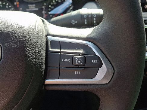 Certified 2023 Jeep Compass Latitude AWD/4WD image 22