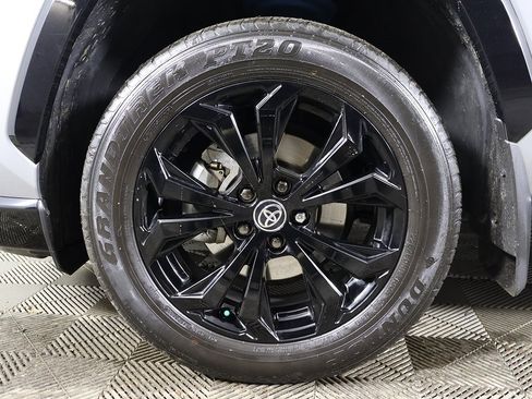 Used 2022 Toyota RAV4 XSE image 21