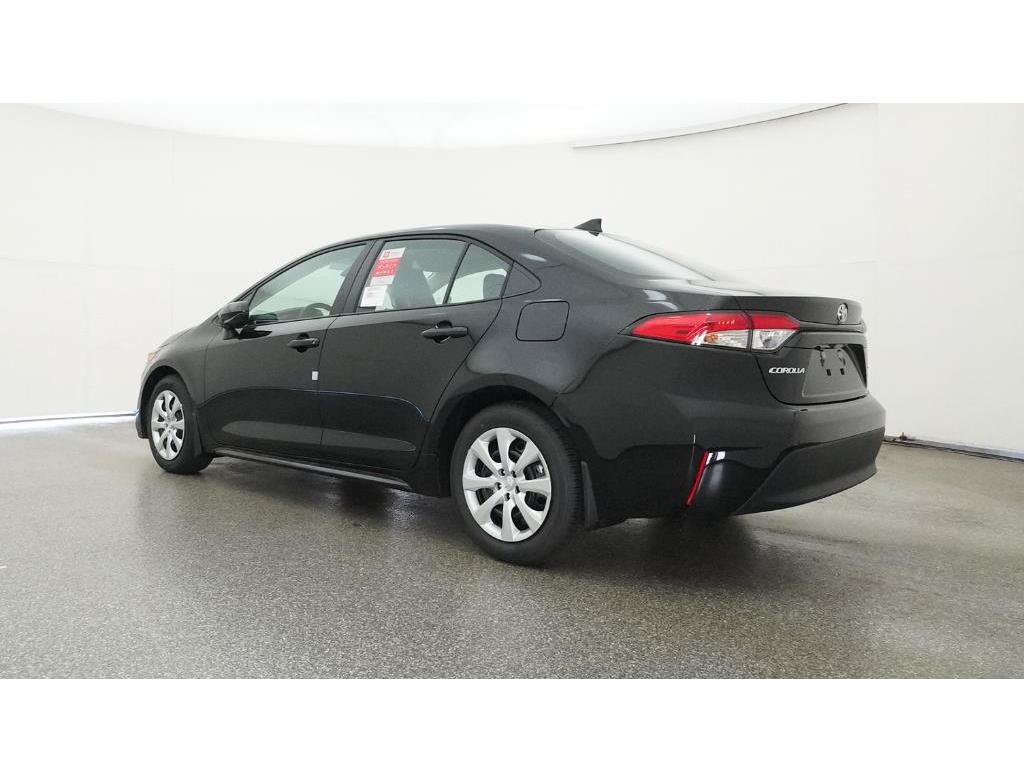 Used 2025 Toyota Corolla LE FWD image 27