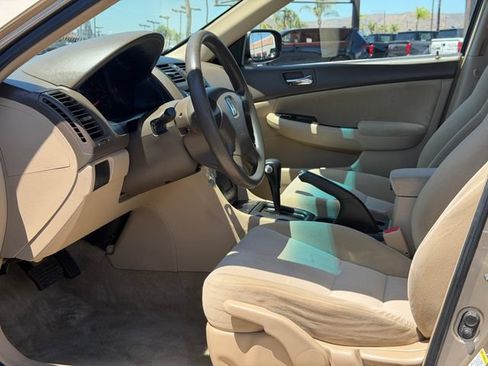 Used 2005 Honda Accord LX image 14