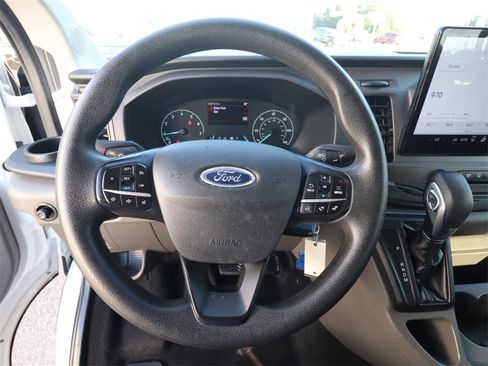 Certified 2022 Ford Transit 350 XLT image 18