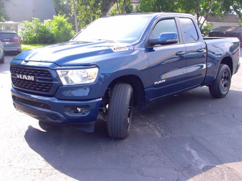 Used 2023 RAM 1500 Big Horn AWD/4WD image 3