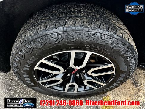 Used 2023 GMC Yukon XL AT4 image 40