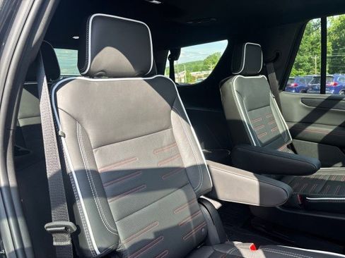 New 2026 GMC Yukon AT4 Ultimate w/ LPO, Floor Liner Package AWD/4WD image 46