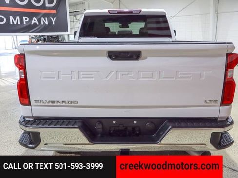 Used 2024 Chevrolet Silverado 2500 LTZ w/ LTZ Convenience Package image 21