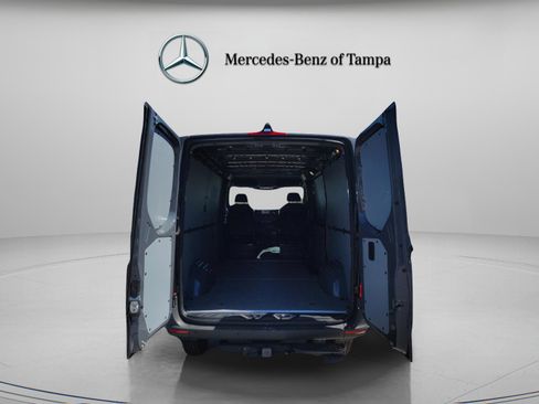 Used 2025 Mercedes-Benz Sprinter 2500 image 34