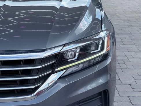 Used 2021 Volkswagen Passat 2.0T SE image 59