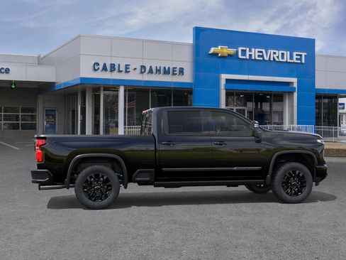 New 2026 Chevrolet Silverado 2500 High Country w/ High Country Premium Package AWD/4WD image 38