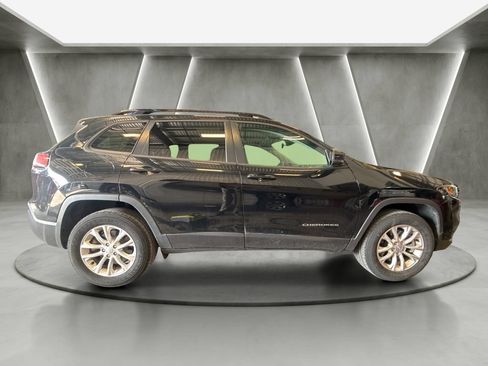 Used 2022 Jeep Cherokee Latitude Lux AWD/4WD image 7