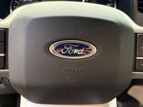 Used 2024 Ford Expedition Limited RWD image 9