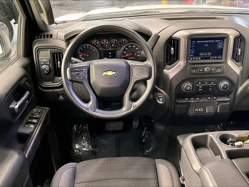 Used 2023 Chevrolet Silverado 1500 Custom RWD image 4