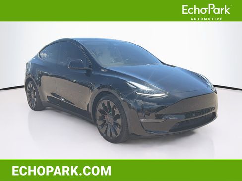 Used 2022 Tesla Model Y Performance AWD/4WD image 1