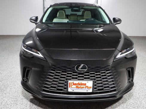 Used 2023 Lexus RX 350 Premium w/ Accessory Package AWD/4WD image 4