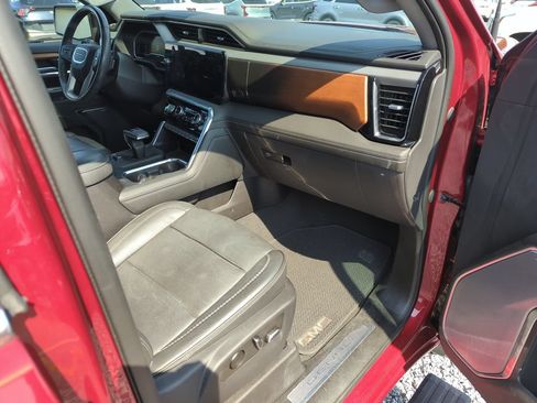 Used 2023 GMC Sierra 1500 Denali AWD/4WD image 34