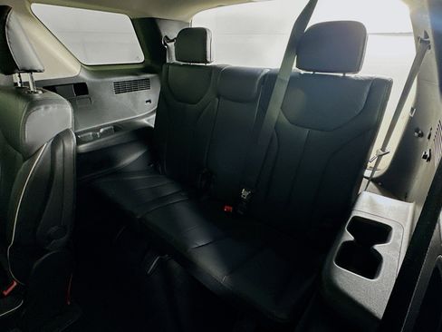 Used 2025 Hyundai Palisade SEL image 28