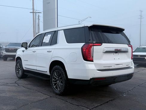 Used 2022 GMC Yukon SLT w/ SLT Premium Package image 5