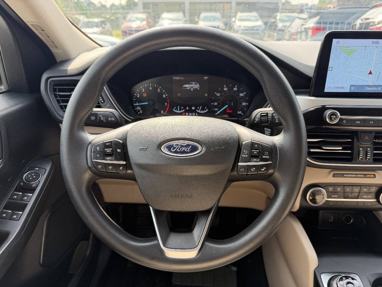Used 2020 Ford Escape SE FWD image 17
