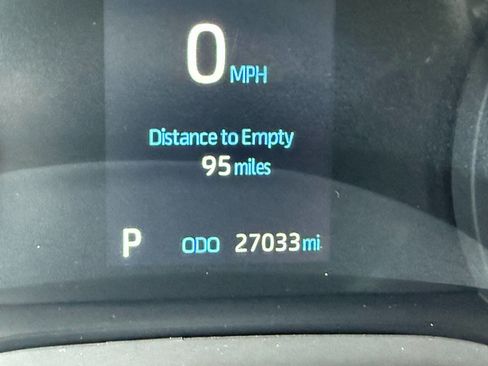 Used 2023 Toyota Sienna XLE image 15