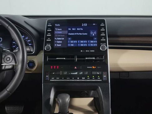 Used 2019 Toyota Avalon XLE w/ Moonroof Package FWD image 24