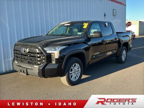 Used 2023 Toyota Tundra SR5 image 1