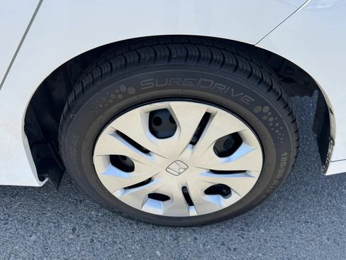 Used 2014 Honda Insight image 36