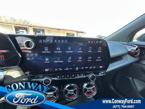 Used 2024 Chevrolet Blazer EV RS image 34