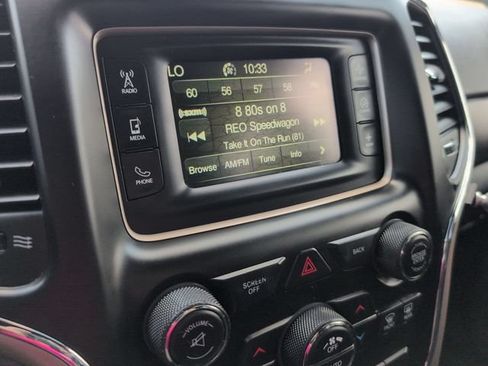 Used 2016 Jeep Grand Cherokee Laredo w/ Quick Order Package 23E AWD/4WD image 25