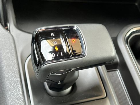 Certified 2025 GMC Sierra 1500 AT4 image 22