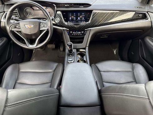 Used 2023 Cadillac XT6 Premium Luxury image 25