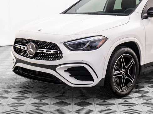 Used 2025 Mercedes-Benz GLA 250 image 38